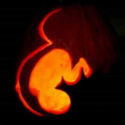  The Pregnant Pumpkin - A Tale of Fertility, Abundance, and Unexpected Consequences!